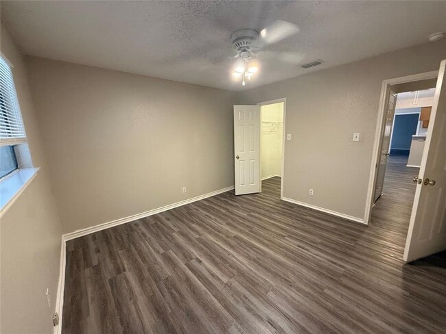 Building Photo - 9313 Kempler Dr