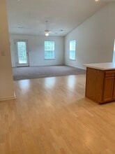 Building Photo - 132 Springwood Ln