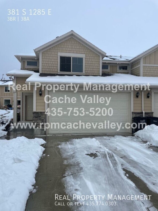 Primary Photo - 3 br townhome in Elk Mtn. Community! Avail...