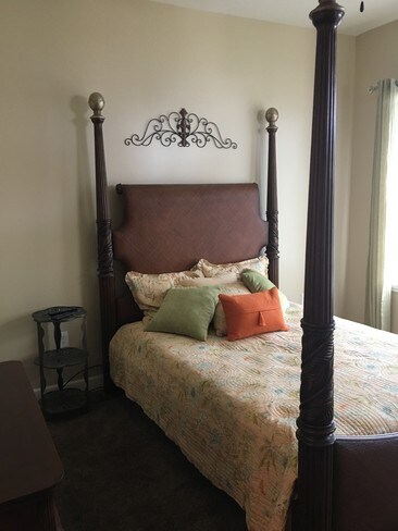 Dormitorio - 8700 Front Beach Rd