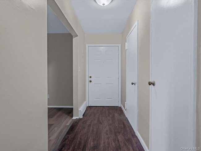 Building Photo - 1315 Dekoven St