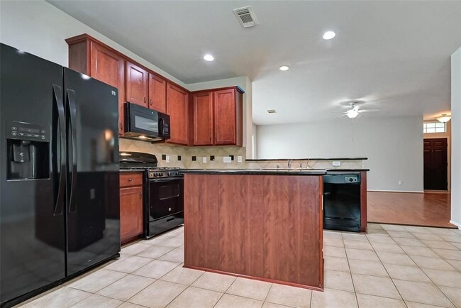 Building Photo - 11310 English Rose Trail