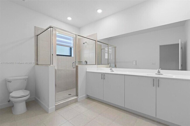 Foto del edificio - 15983 SW 2nd Dr