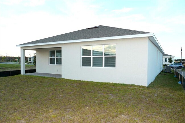 Foto del edificio - 5514 Banyan Bay Rd