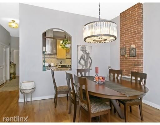 Building Photo - 2 br, 1 bath Apartment - 532 Tremont St