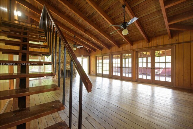 Foto del edificio - 19365 SW 256th St