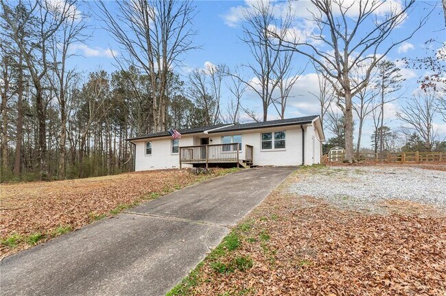 Foto del edificio - 4409 Doc Sams Rd