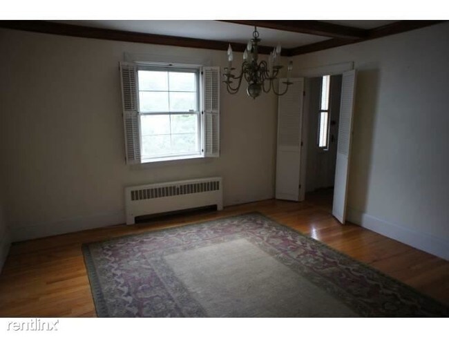 Building Photo - 16 Allandale St