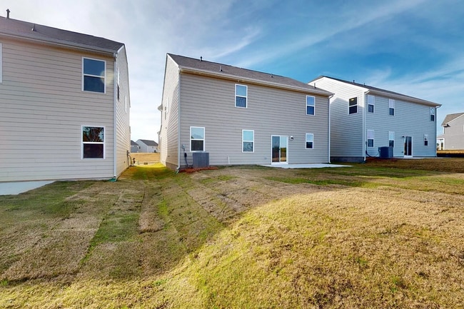Building Photo - 2129 Clifton Rd