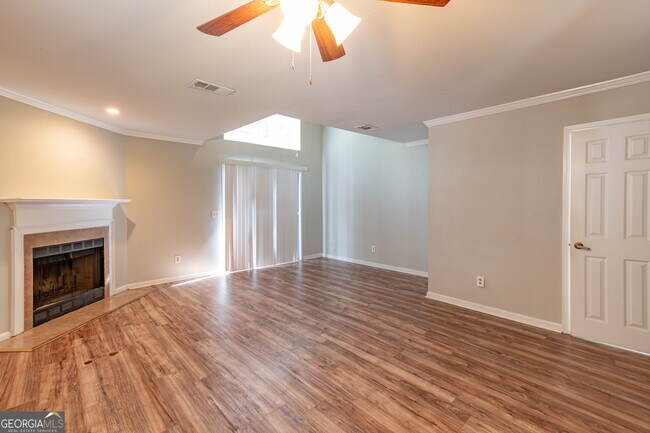 Building Photo - 3986 Bayside Cir