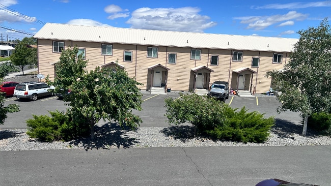 Building Photo - 1331 S Monroe St