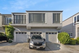 Building Photo - 71-75-75 Manzanita Ave