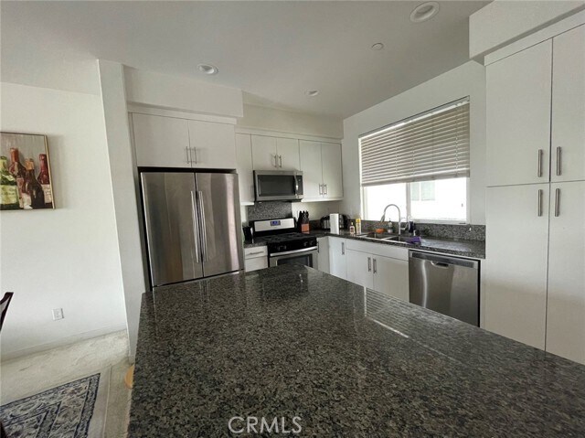 Foto del edificio - 11401 Garvey Ave