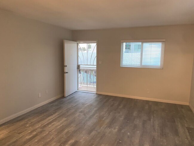 Foto del edificio - 4161 1/2 Kansas St