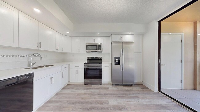 Foto del edificio - 8420 SW 133rd Avenue Rd