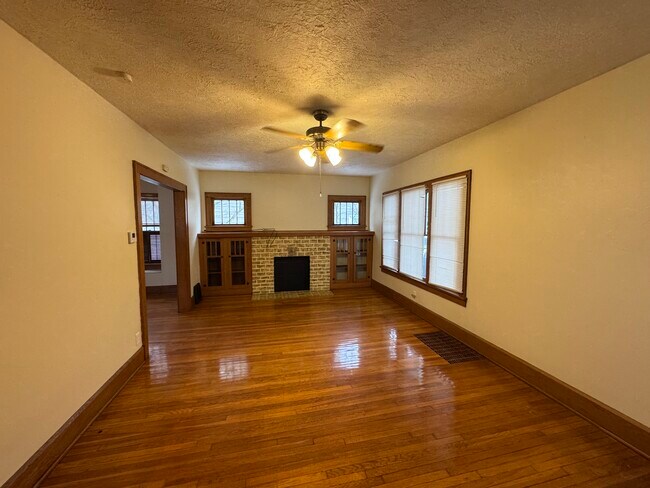 Foto del edificio - 1442 Plain Ave NE