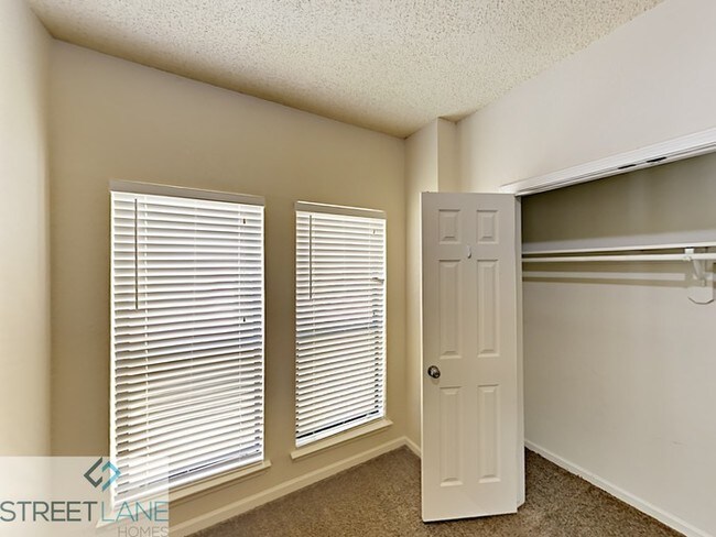 Foto del edificio - 825 Ashmount Lane, Arlington, TX 76017