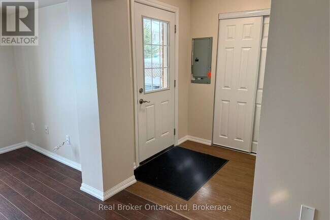 Photo du bâtiment - 175 175 Stanley St.