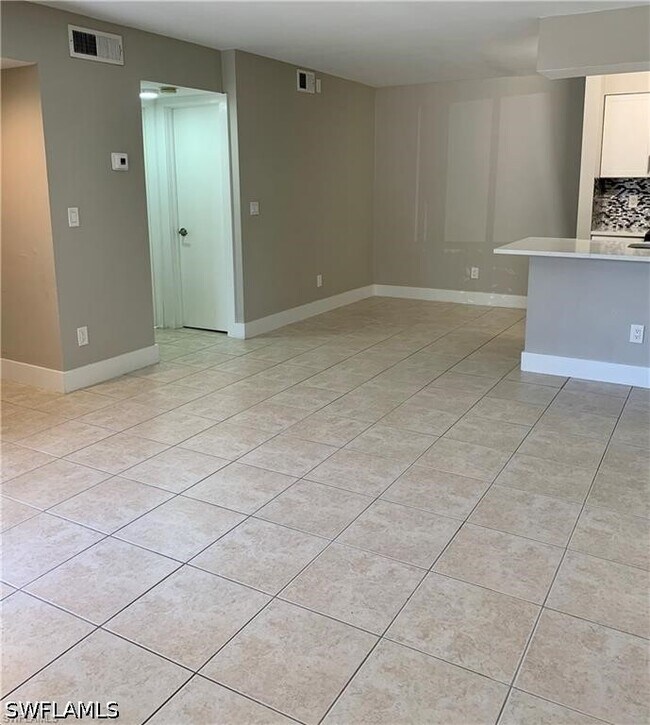 Building Photo - 116 Santa Clara Dr