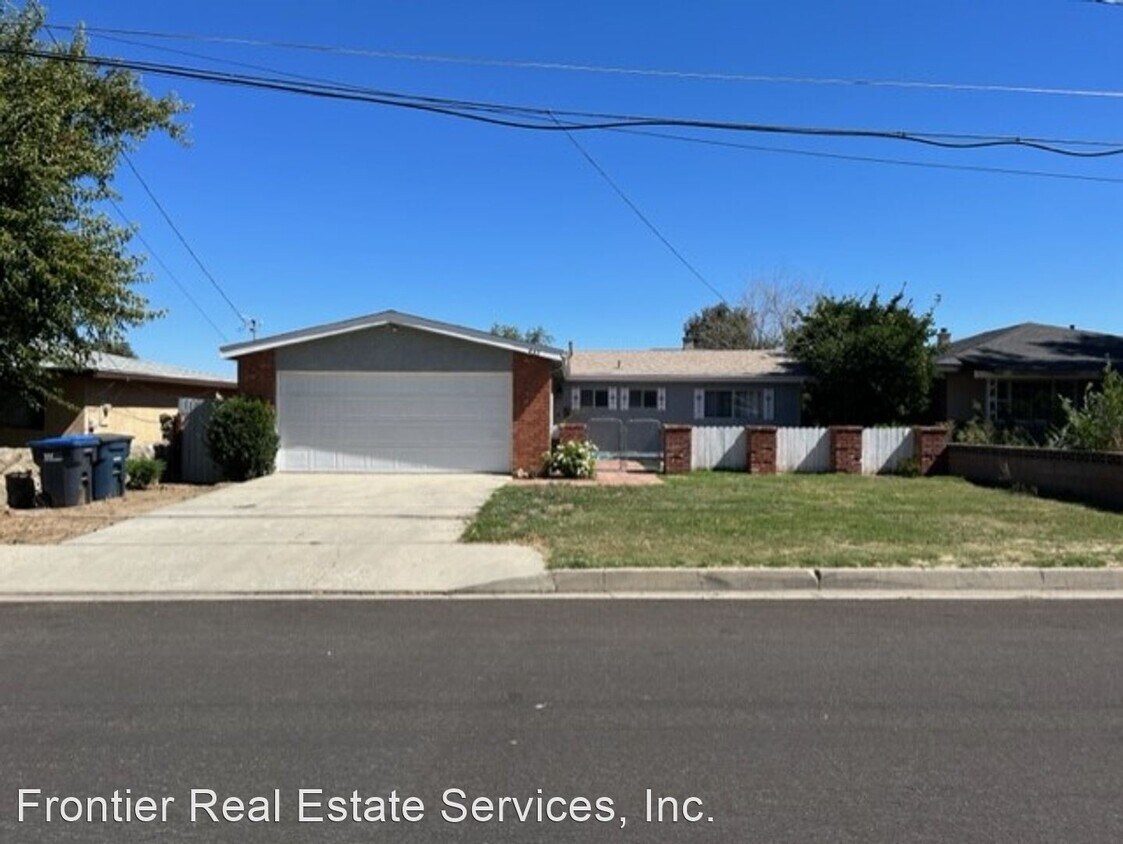3 br, 2 bath House 902 Oakwood Street House Rental in Tehachapi, CA