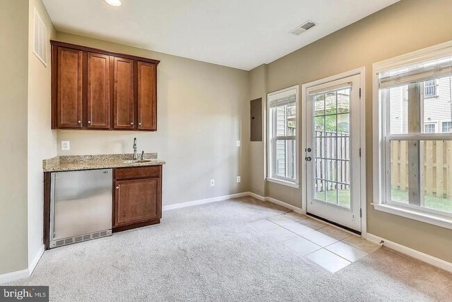 Building Photo - 21771 Harroun Terrace