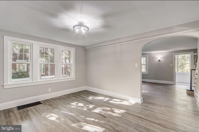Foto del edificio - 46 N Edgewater Ave