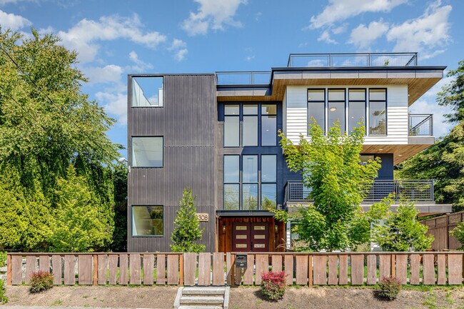 Foto del edificio - 8308 25th Ave NW