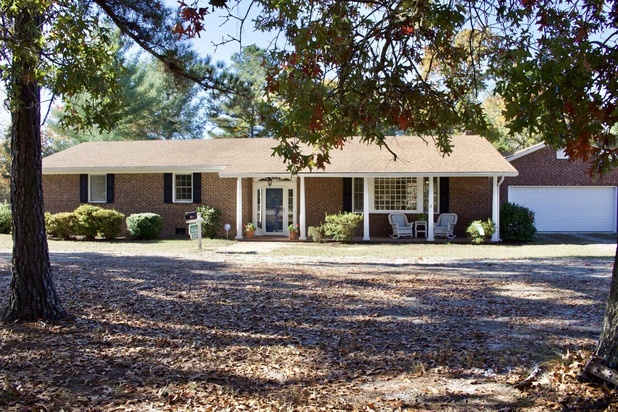 Primary Photo - 2560 Lobelia Rd