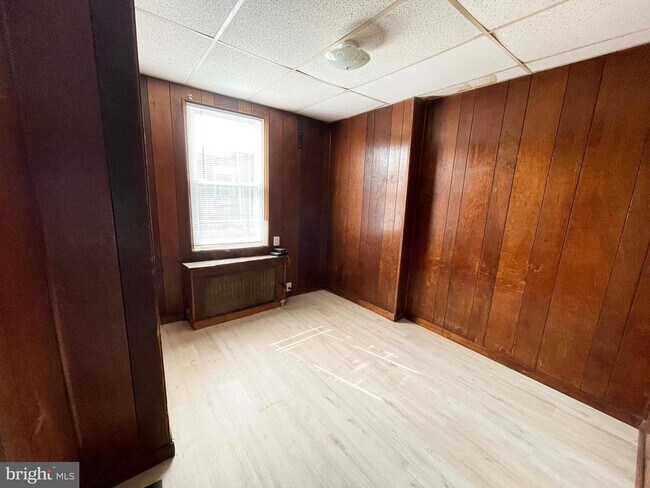 Foto del edificio - 3244 E St