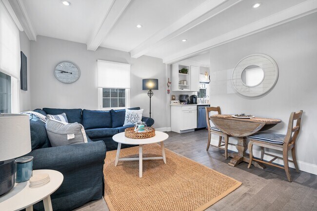 Foto del edificio - 76 S Edgewood Rd