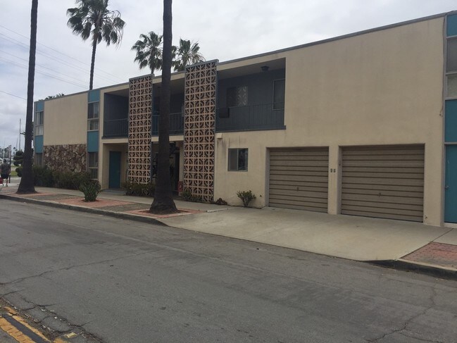 Building Photo - 6000 E Appian Way