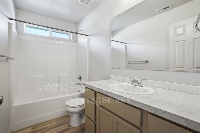 Building Photo - 17806 N Pegram Way