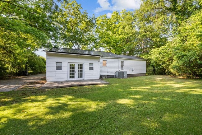 Building Photo - 3 bedroom 1 bath home for rent in Glencoe.