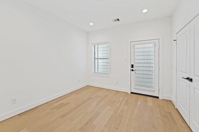Foto del edificio - 1108 Brooks St