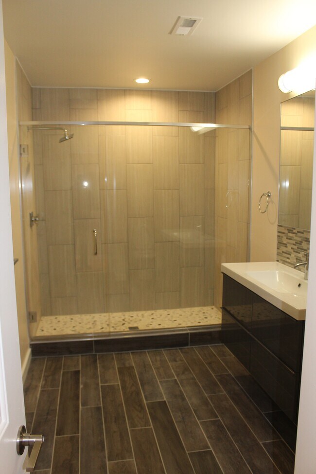Foto del edificio - 718 N 19th St