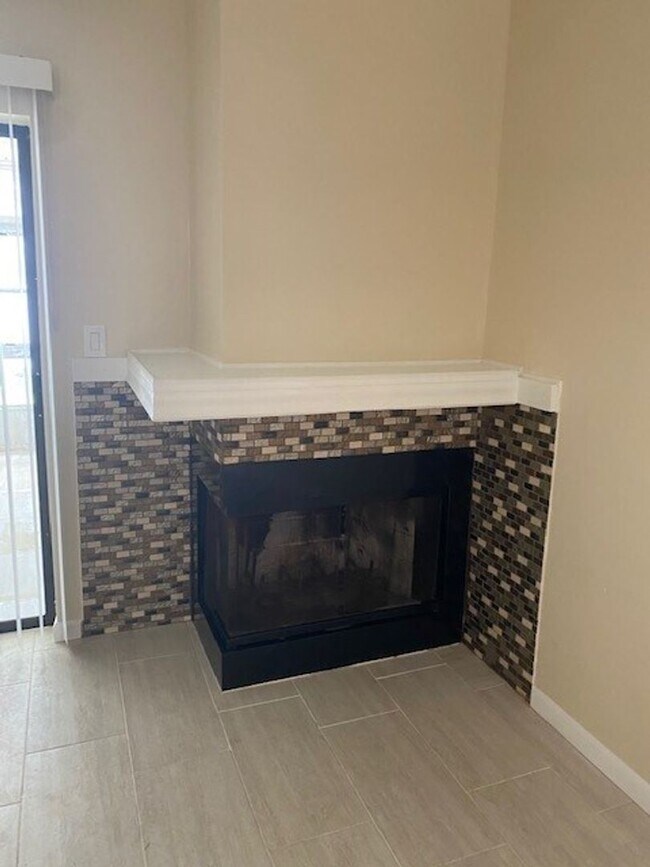 Foto del edificio - 2 br, 2 bath House - 25111 NORTHLAKE DRIVE