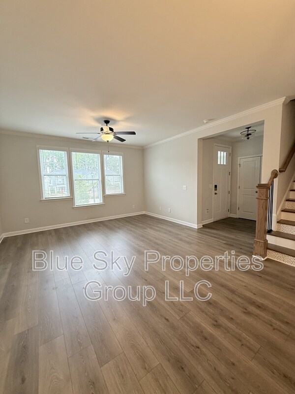 Foto del edificio - 704 Carraway Garden Dr