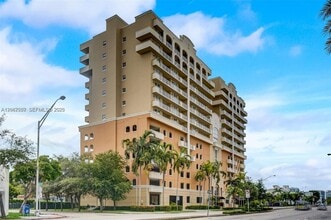 Building Photo - 2425 SW 27th Ave
