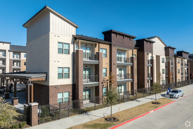 Additional View - Wildwood Luxury Urban Homes