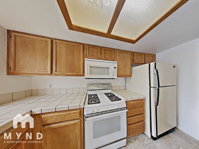 Foto del edificio - 5922 Shadow Park Dr