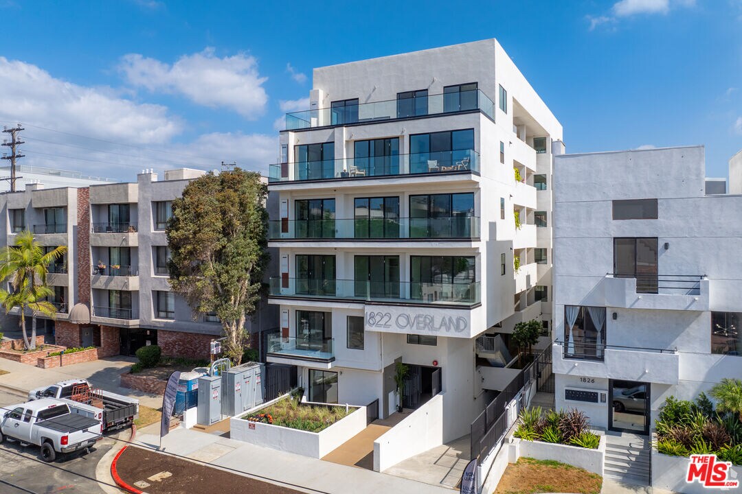 Foto principal - 1822 Overland Ave