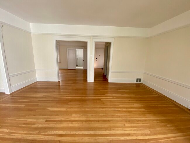 Building Photo - 3156 Gough St