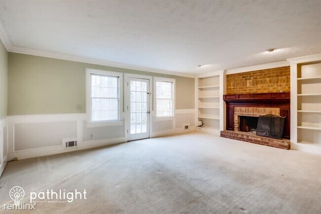 Building Photo - 4 br, 2.5 bath House - 2978 Kelly Ct