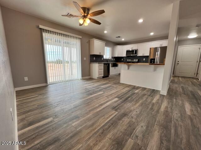 Foto del edificio - 4552 N Loring Rd