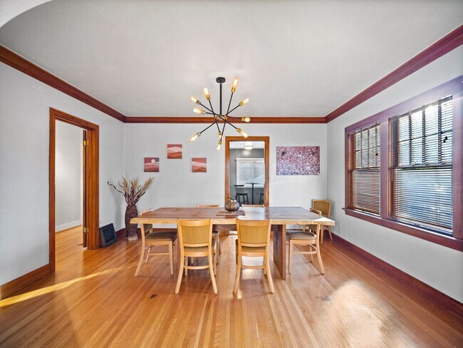 Foto del edificio - 811 W 13th Ave