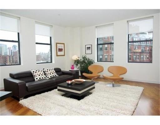 Primary Photo - 285 Columbus Ave