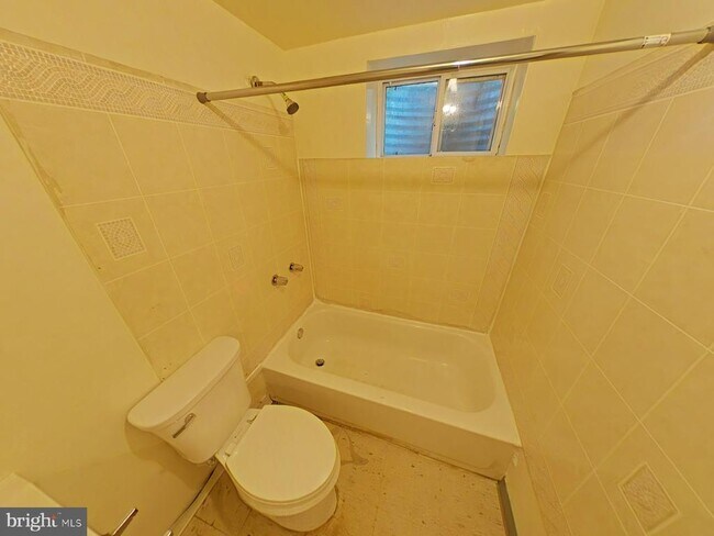 Foto del edificio - 11902 Centerhill St