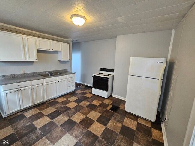 Foto del edificio - 2020 E Adams St