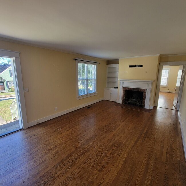 Foto del edificio - 3/2 Cottage Charmer-Downtown McMinnville, TN