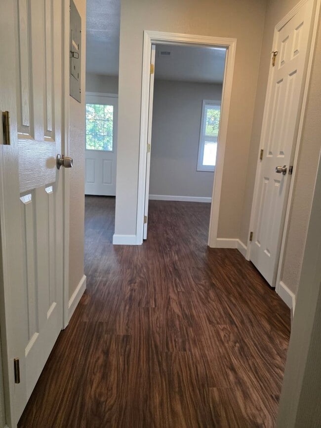 Foto del interior - Cedar Pointe Apartments - Thomasville AL